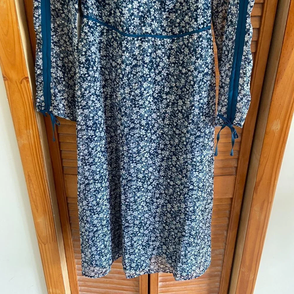 NEW Ali & Jay Blue Floral Field Flowers Midi Dress - Picture 6 of 13